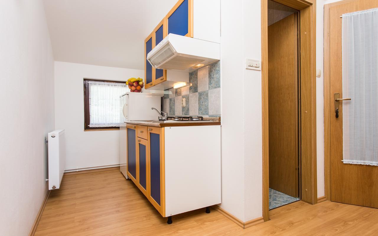 Apartments Lucija 2 Baška Eksteriør bilde