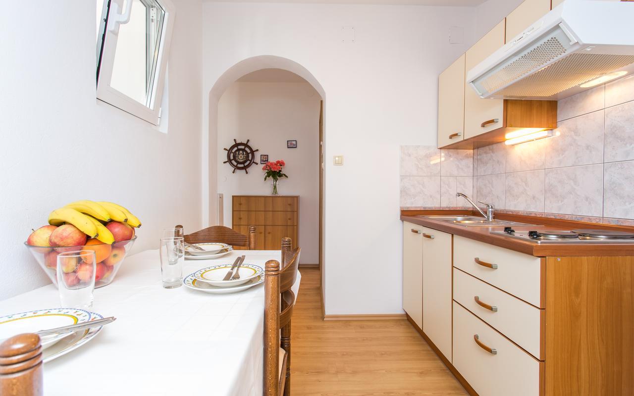 Apartments Lucija 2 Baška Eksteriør bilde