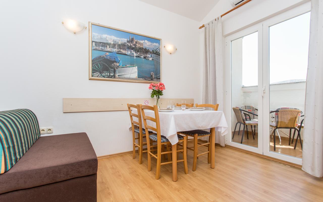 Apartments Lucija 2 Baška Eksteriør bilde