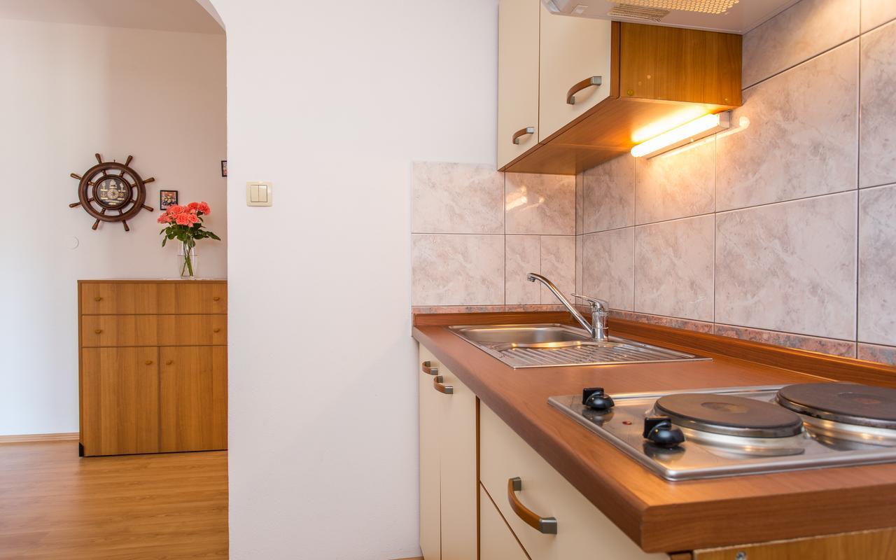 Apartments Lucija 2 Baška Eksteriør bilde
