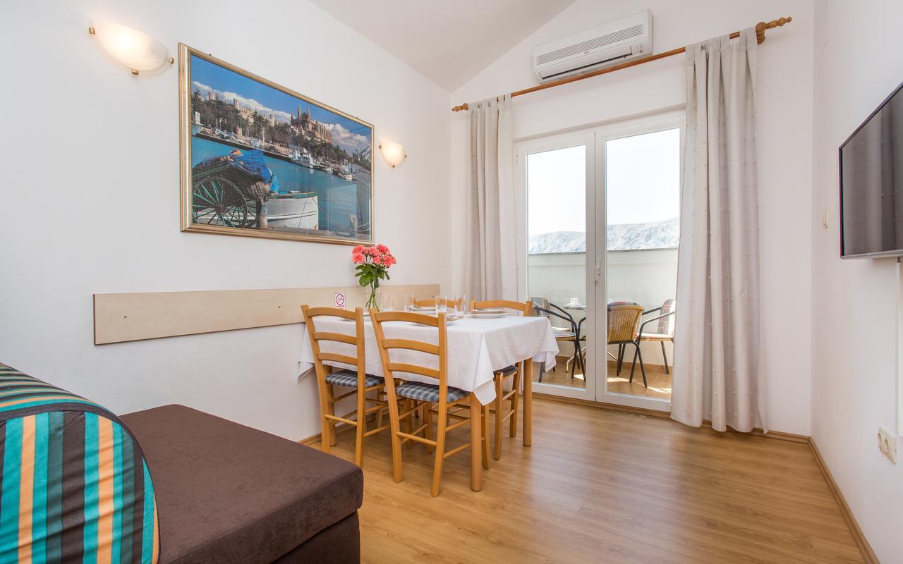 Apartments Lucija 2 Baška Eksteriør bilde