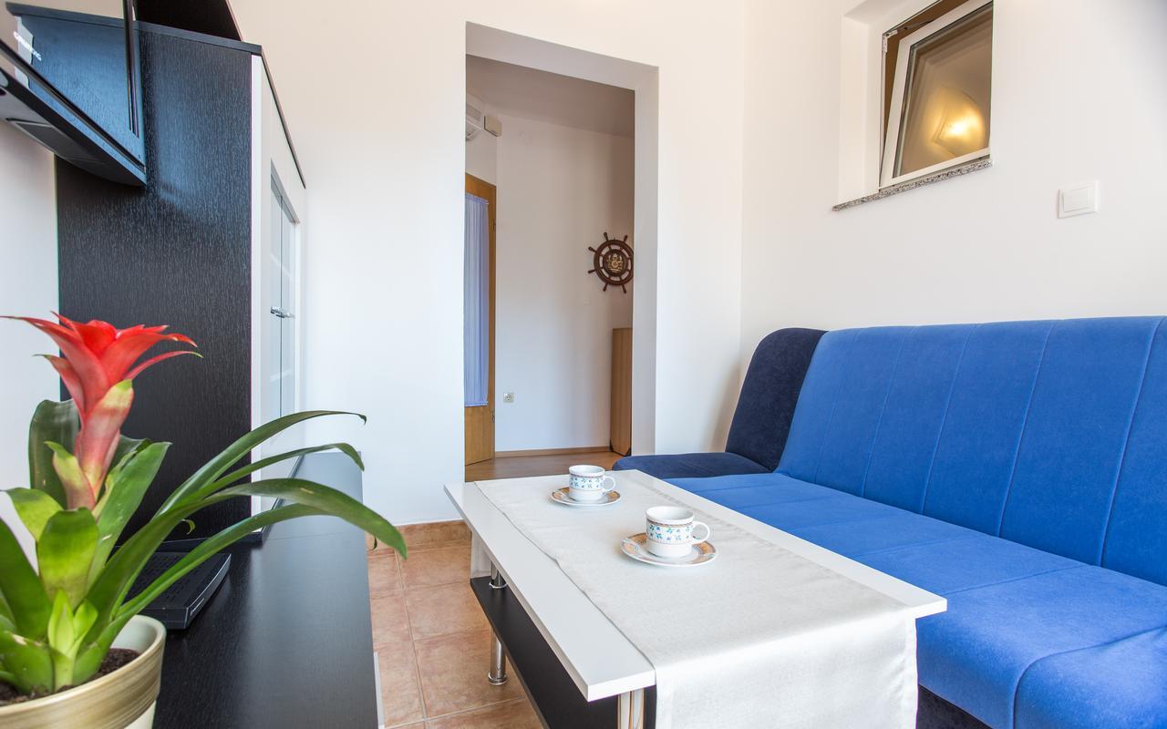 Apartments Lucija 2 Baška Eksteriør bilde